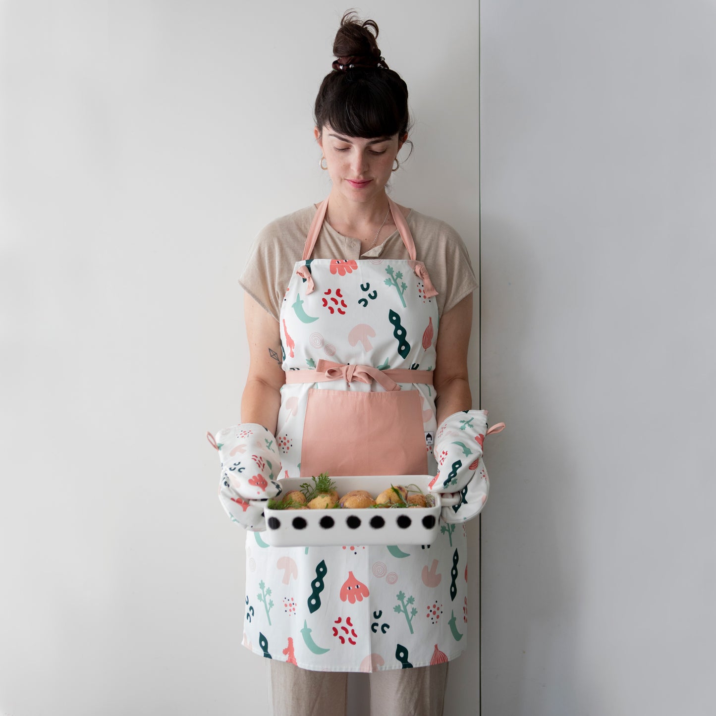 VITAMINS Kitchen Apron