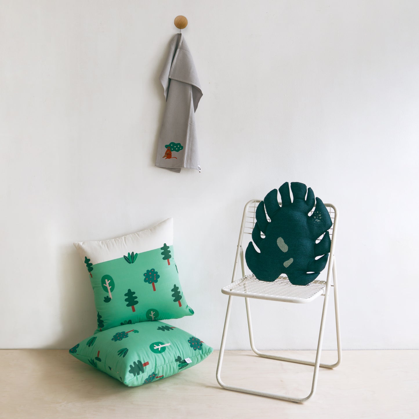 WOODS Throw Cushion