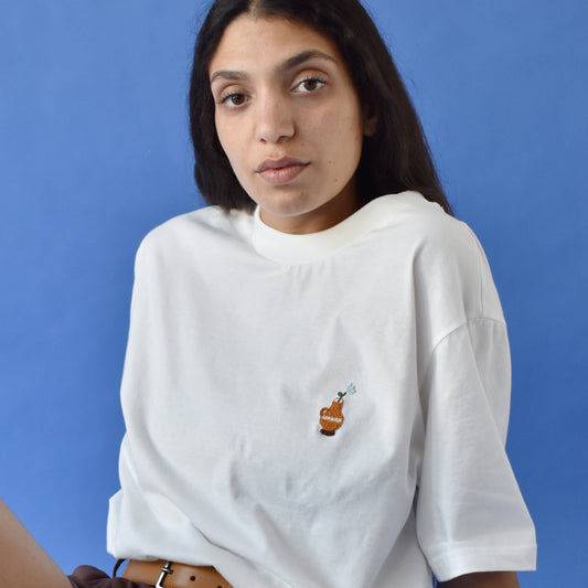 NAMAXOFIR IVGI Embroidered T Shirt - FLOWER IN A VASE